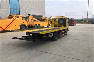 京山非事故拖车