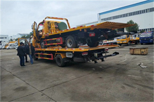 京山同城汽车补胎