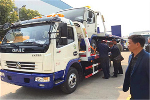京山汽车道路救援拖车价格